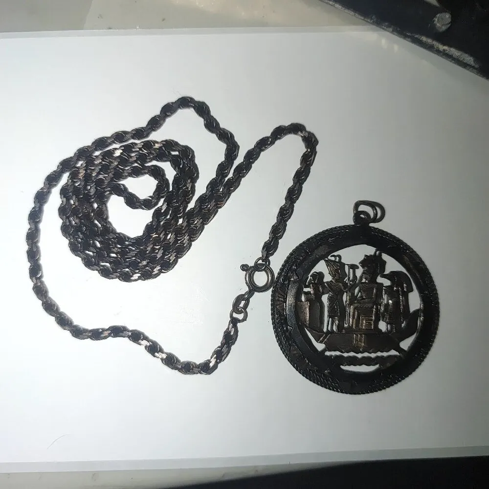 Egyptian Storyteller Round 925 Sterling Silver Vintage with Rope Chain - Image 2