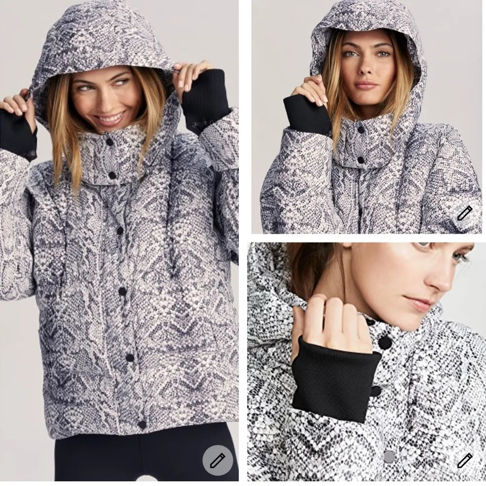 Highland Snake Printed Puffer Jacket Color White/Black snake print L EUC - Image 3