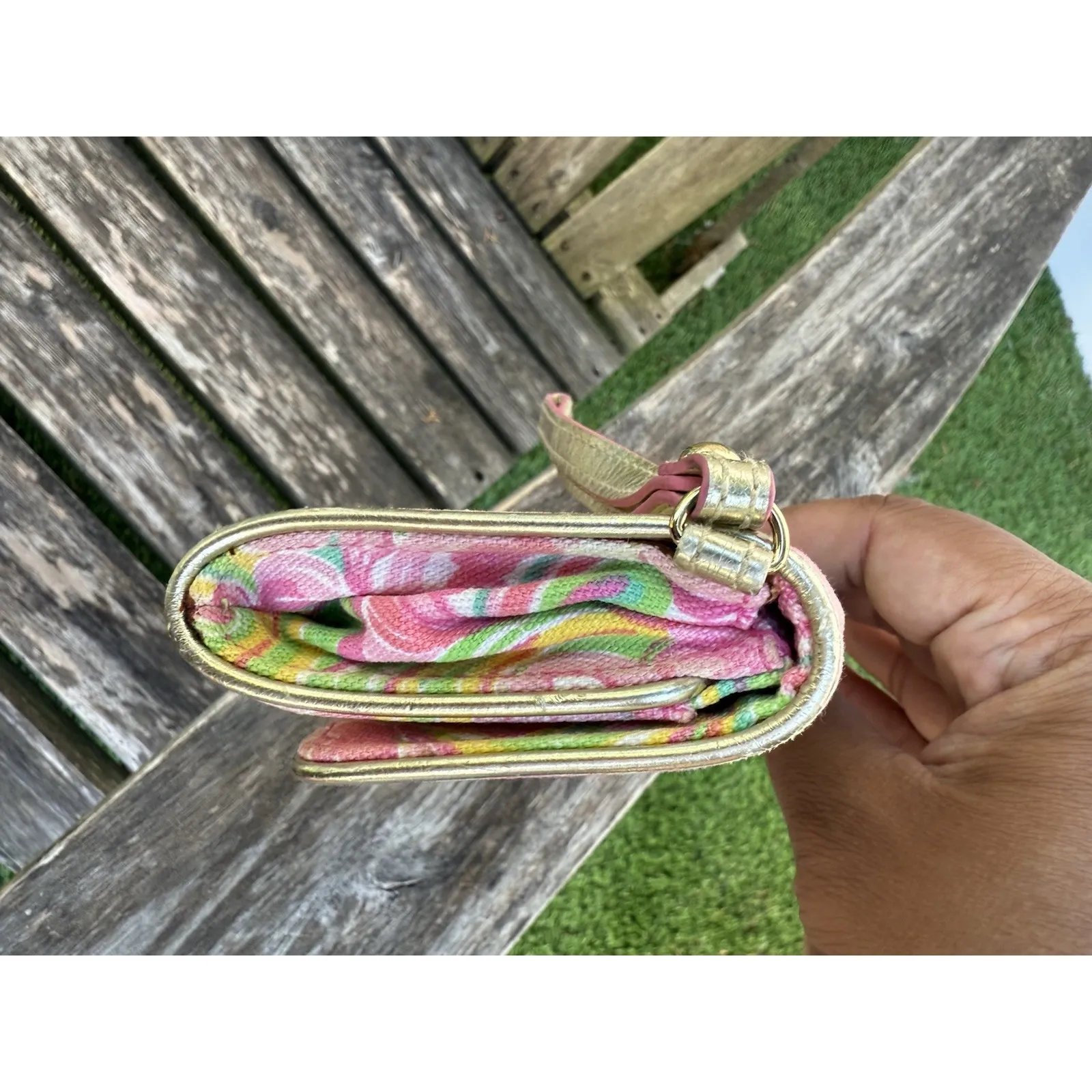 Lilly Pulitzer Floral It's‎ a Keeper Mini Wristlet Clutch Pink Gold Trim S - Image 9