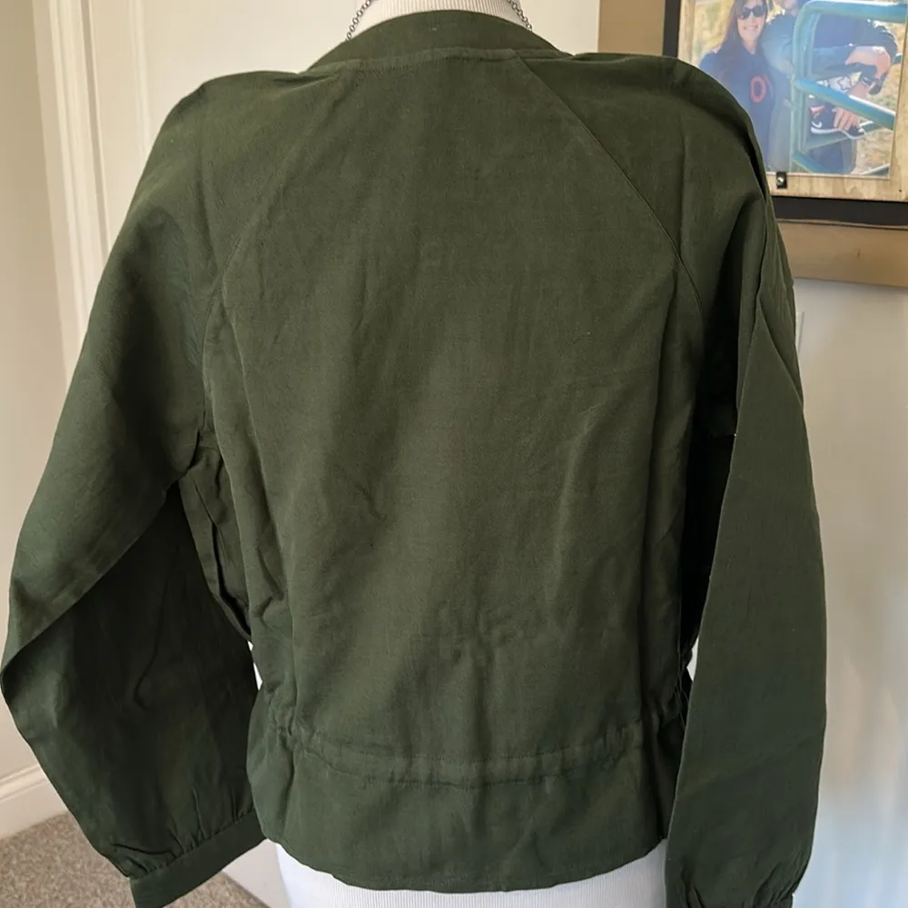 Amour Vert James Bomber Jacket, Olive Green, NWT, Size Large - Image 7