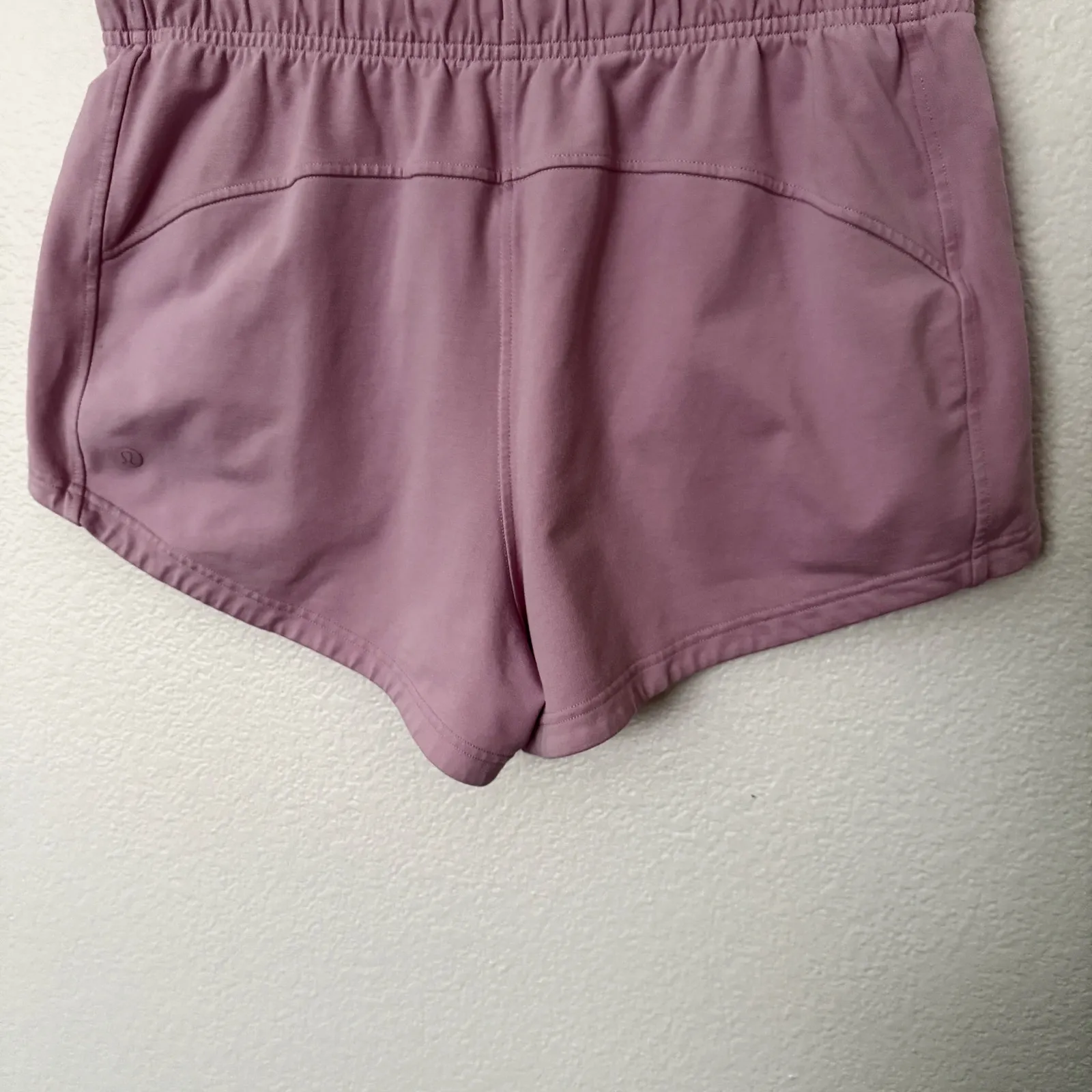 [Lululemon] Velvet Dust Inner Glow High Rise Stretch French Terry Shorts Size 10 - Image 5