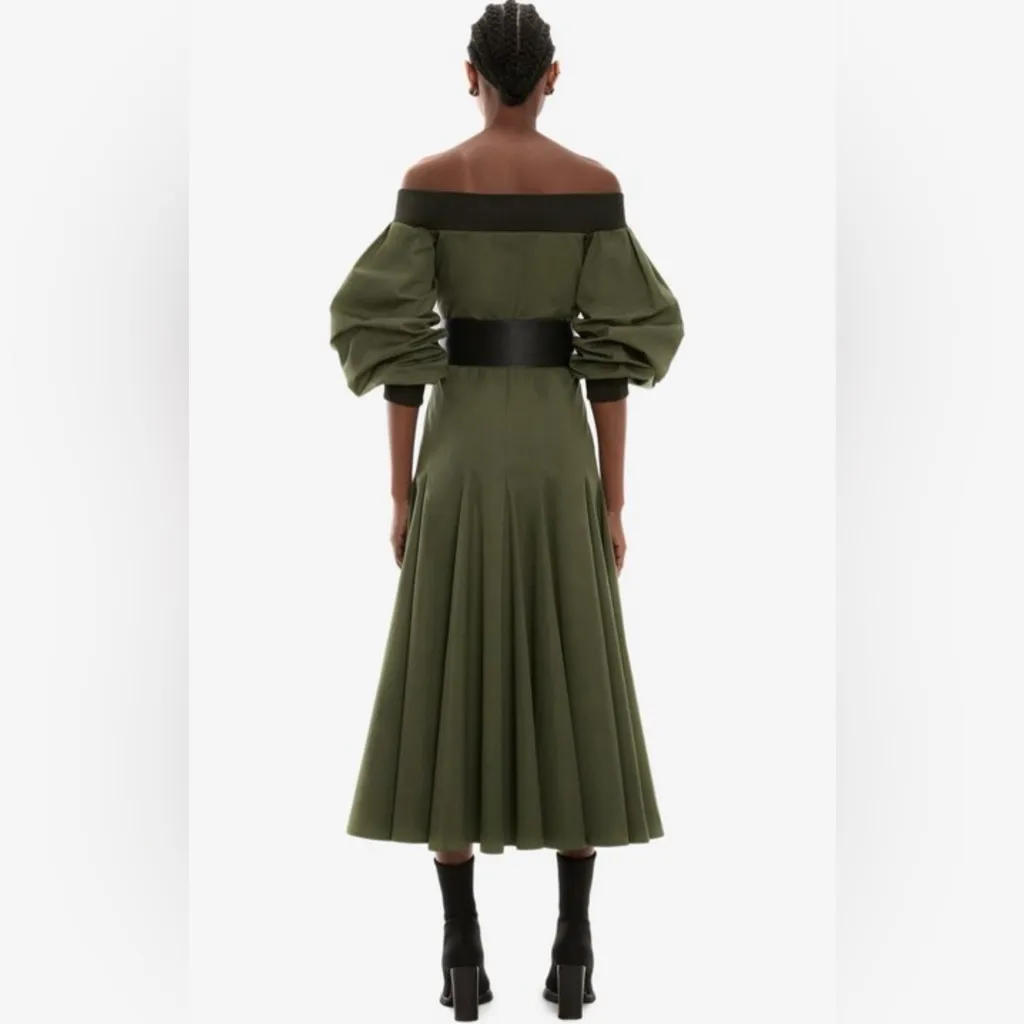 NWT Alexander McQueen Off The Shoulder Godet Dress in Green Size38/US0 - Image 2