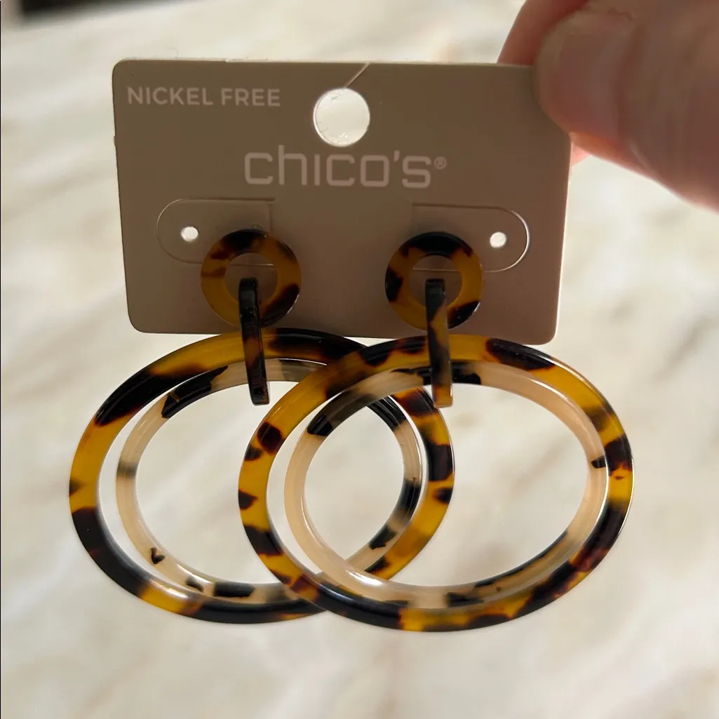 Chico's Women Suny Faux‎ Tortoise Drop Hoop Earrings Nickel Free Lightweight NEW - Image 6
