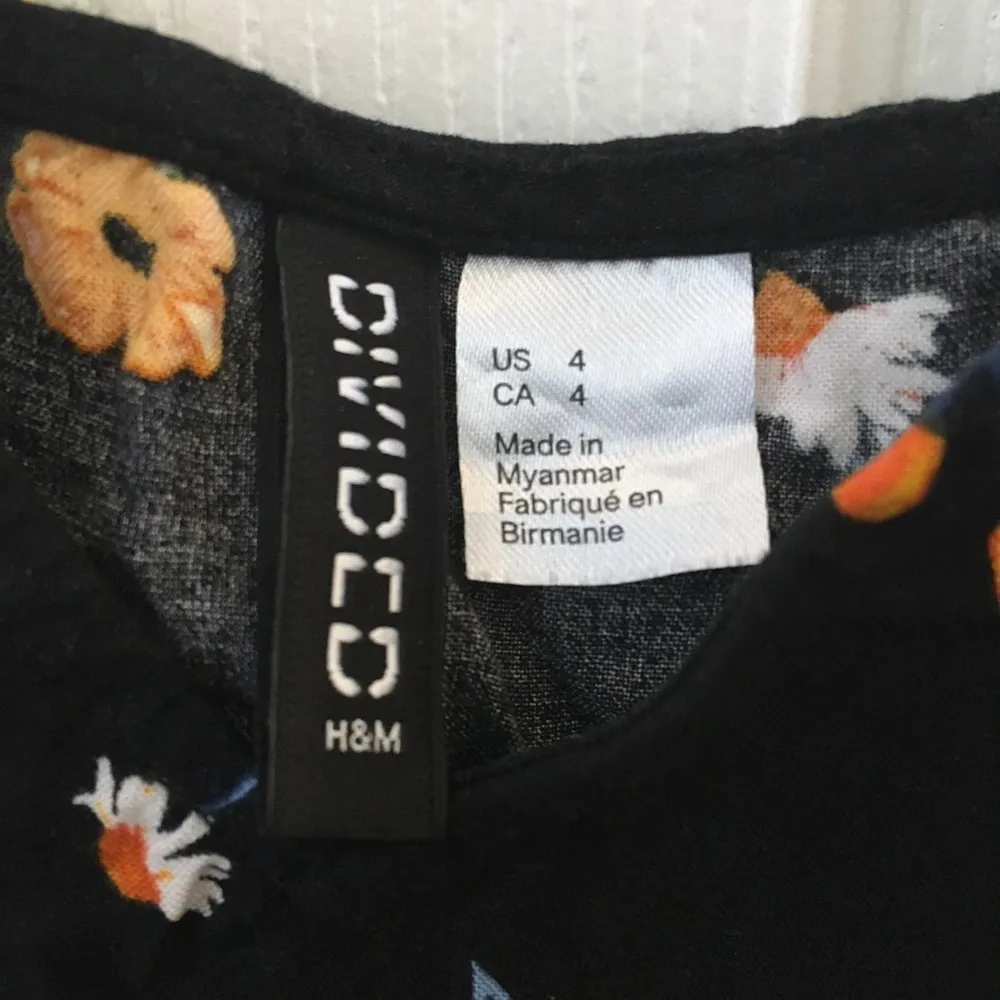 Divided FINAL MARKDOWN LADIES’  by H&M Romper (4) - Image 3