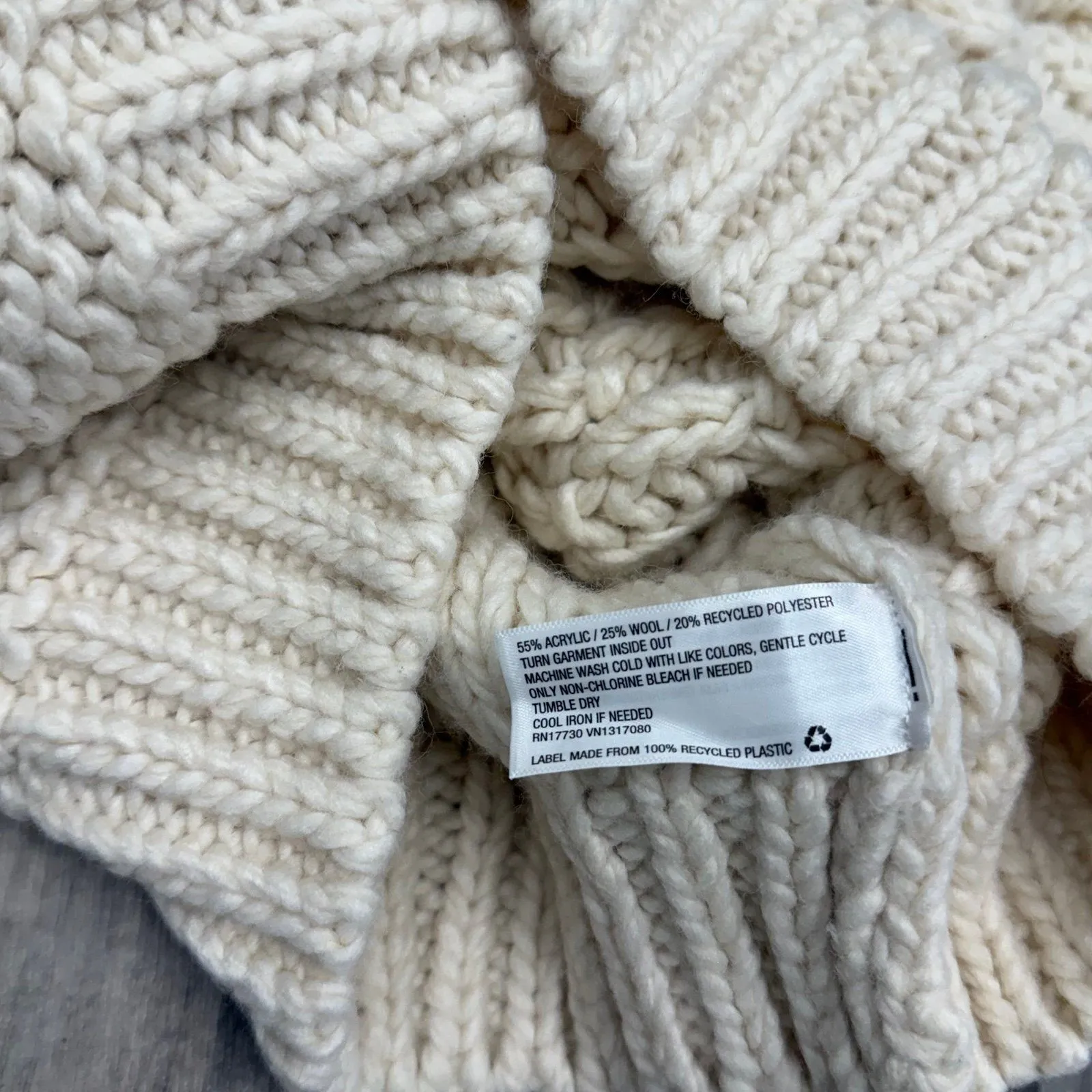 Universal Thread chunky cream ivory knit wool blend sweater - Image 5