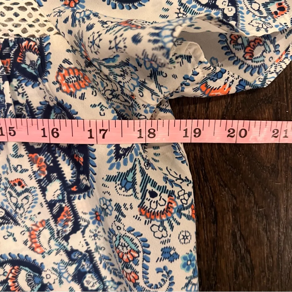 Daniel Rainn Blue and Cream Boho Paisley Blouse Size Small - Image 6