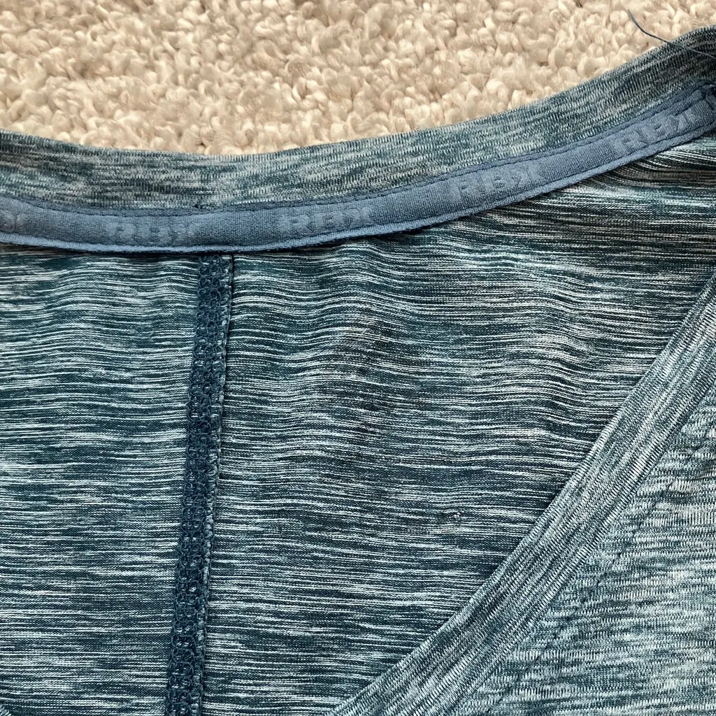 RBX Women's Short Sleeve Heathered Navy Tee‎ Size S Gray - Image 2