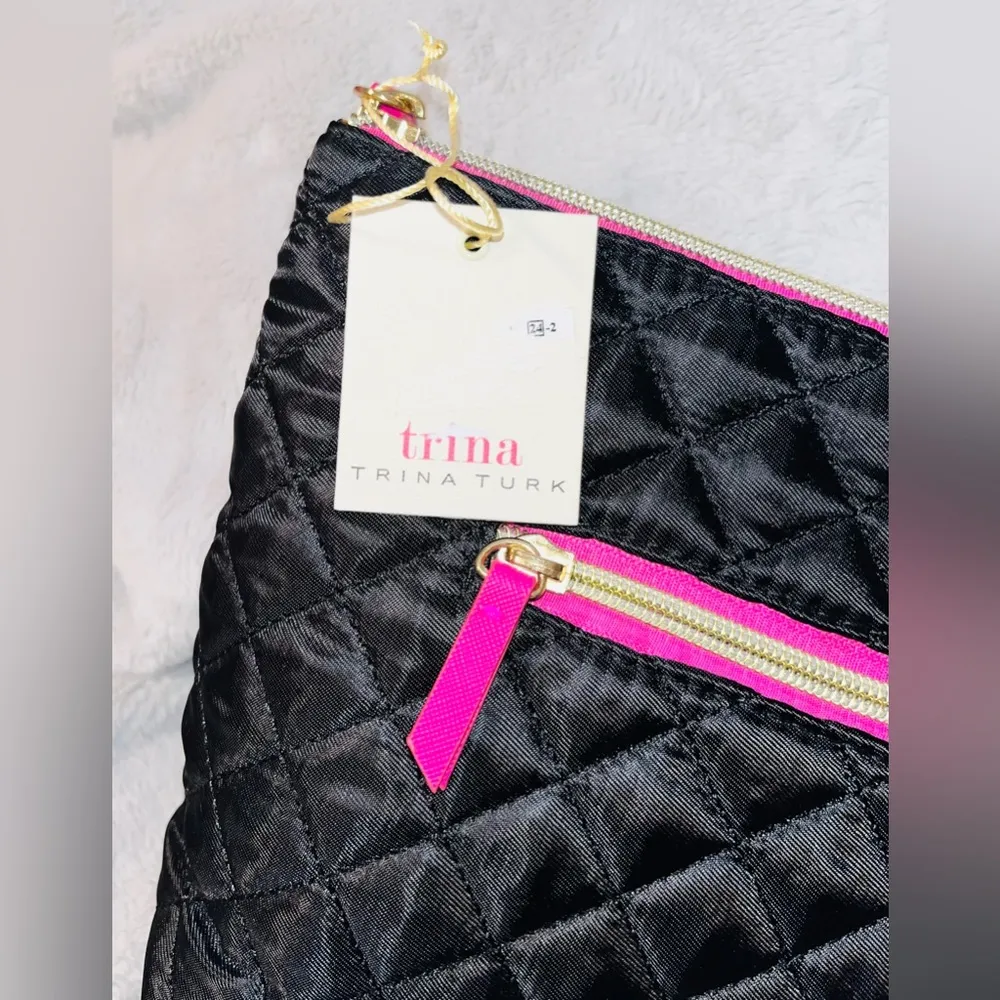 TRINA TURK Quilted Cosmetic Bag NWT! - Image 4