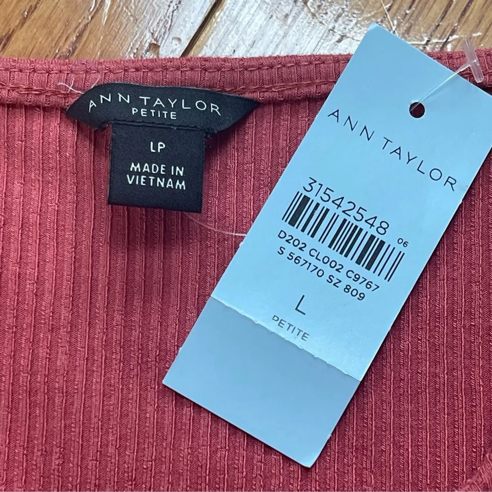 Ann Taylor Petite Ribbed Square Neck Sweater Shell Tank Top Terracotta Sz LP - Image 6