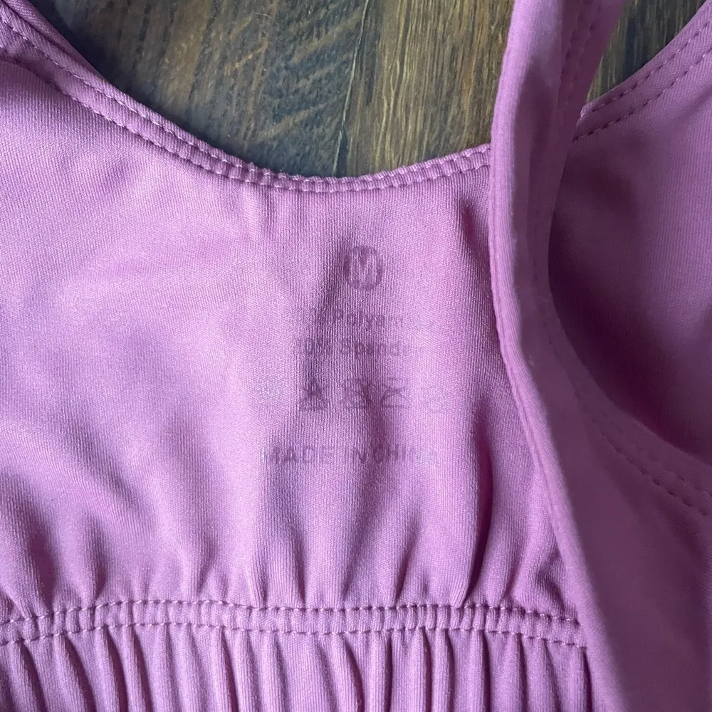 Amazon pink cropped tank with built in bra - Image 2