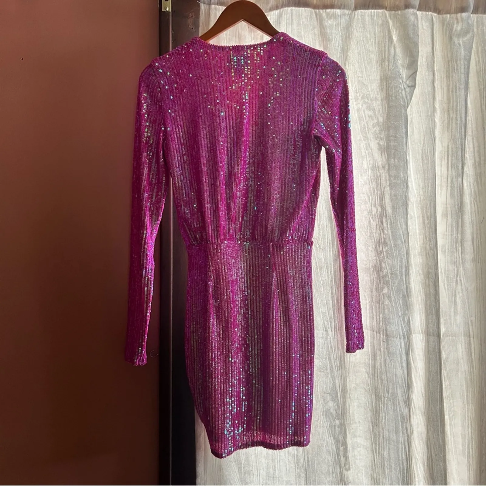 Show Me Your Mumu Party Hop Dress Mini V-Neck Sequins Barbie Hot Pink NWT‎ XS - Image 4