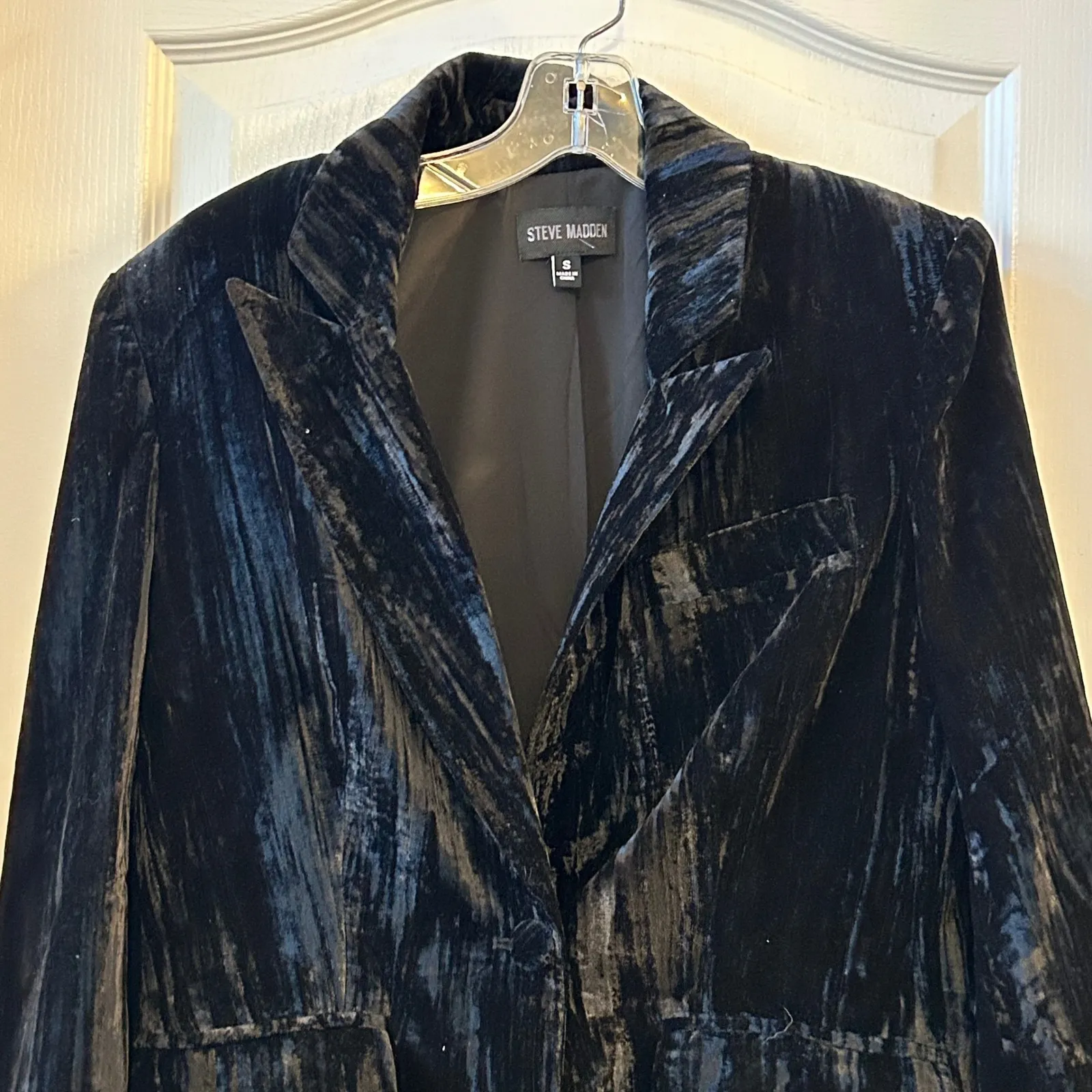 Steve Madden Black Velvet Blazer Jacket Size Small Single Button Crushed Texture - Image 3