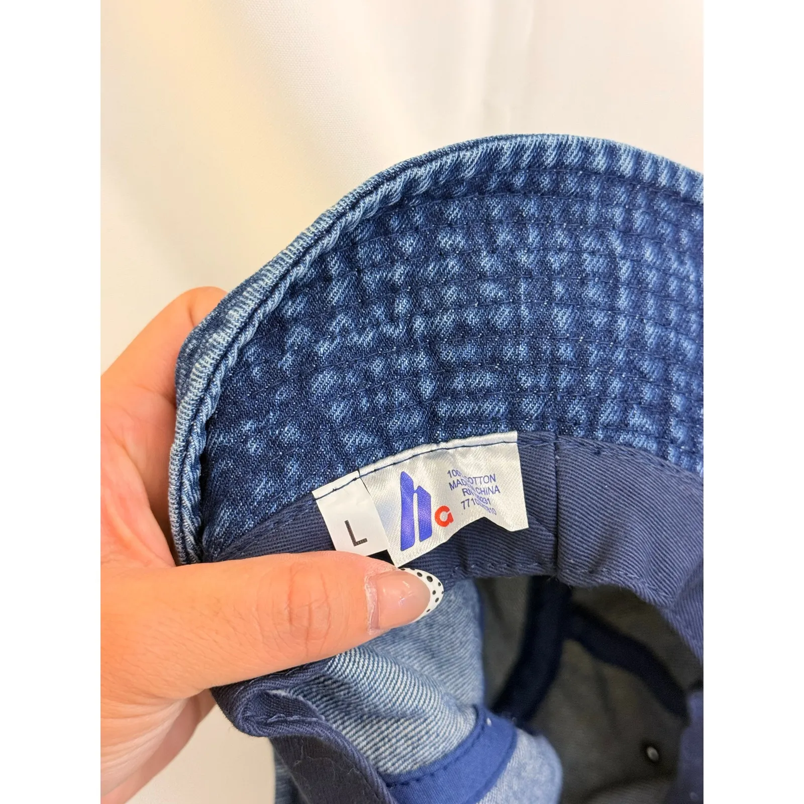 HULU 2025 OFFICIAL PROMOTIONAL PROMO GET‎ REAL BLUE BUCKET HAT - Image 3