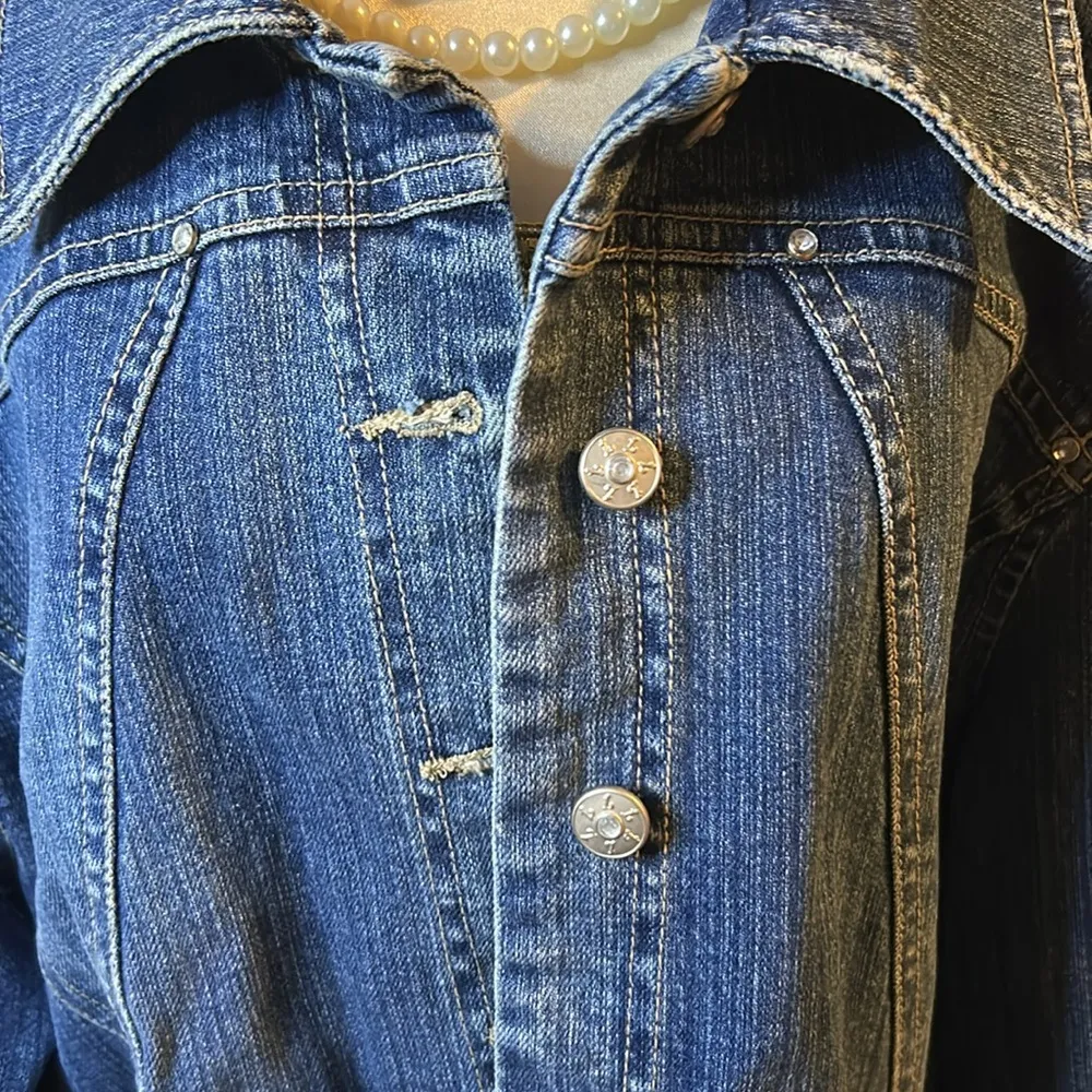 Live A Little Jean Jacket. Size Large - Image 7