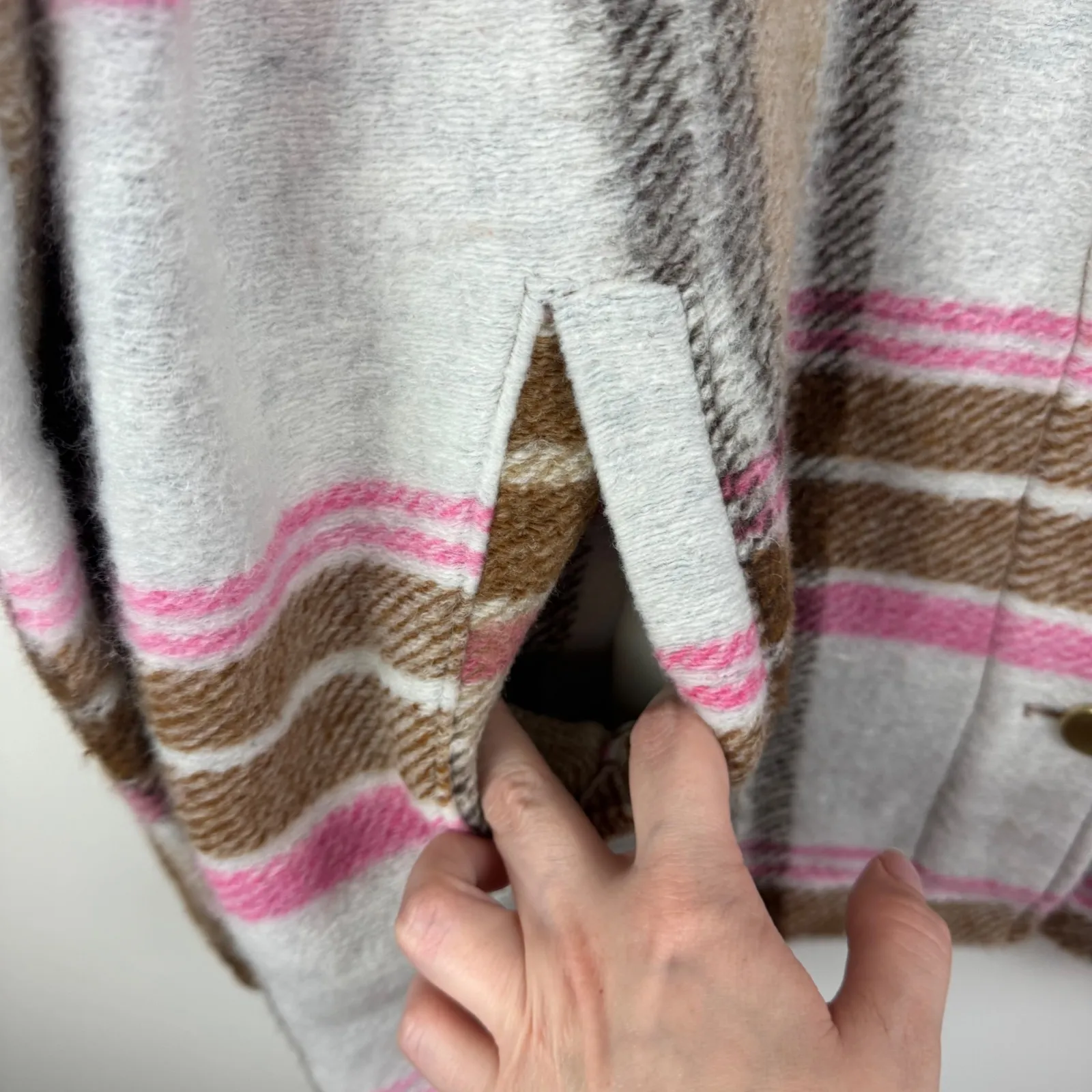 Joie Plaid Button‎ Front Shacket Size Large Wool Blend Fall Streetwear Trendy - Image 3