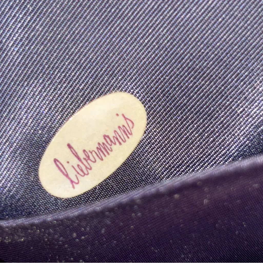 1980s Princess Gardner (Leibermanns) Rare Genuine Buffalo Leather Wallet Blue - Image 6