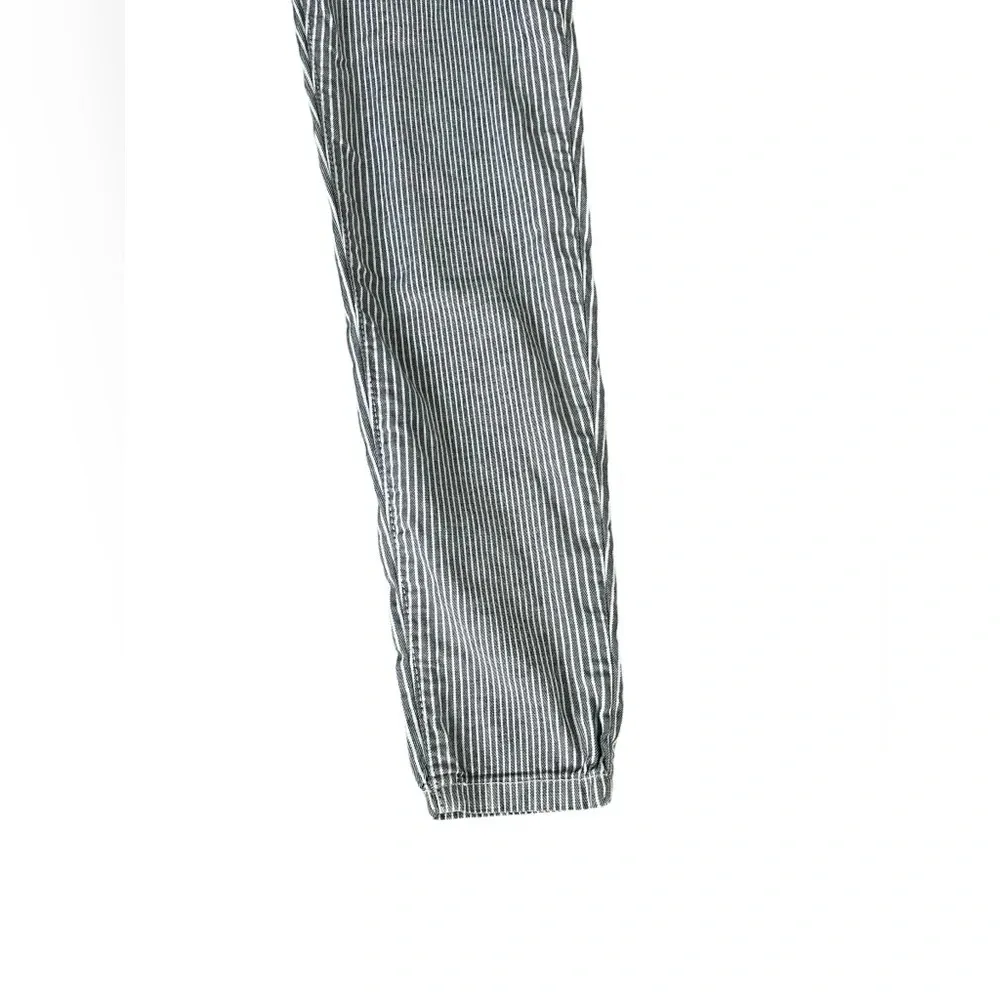 Ladies Free People Gray/White Stripe Denim Jogger, Size 25 - Image 2