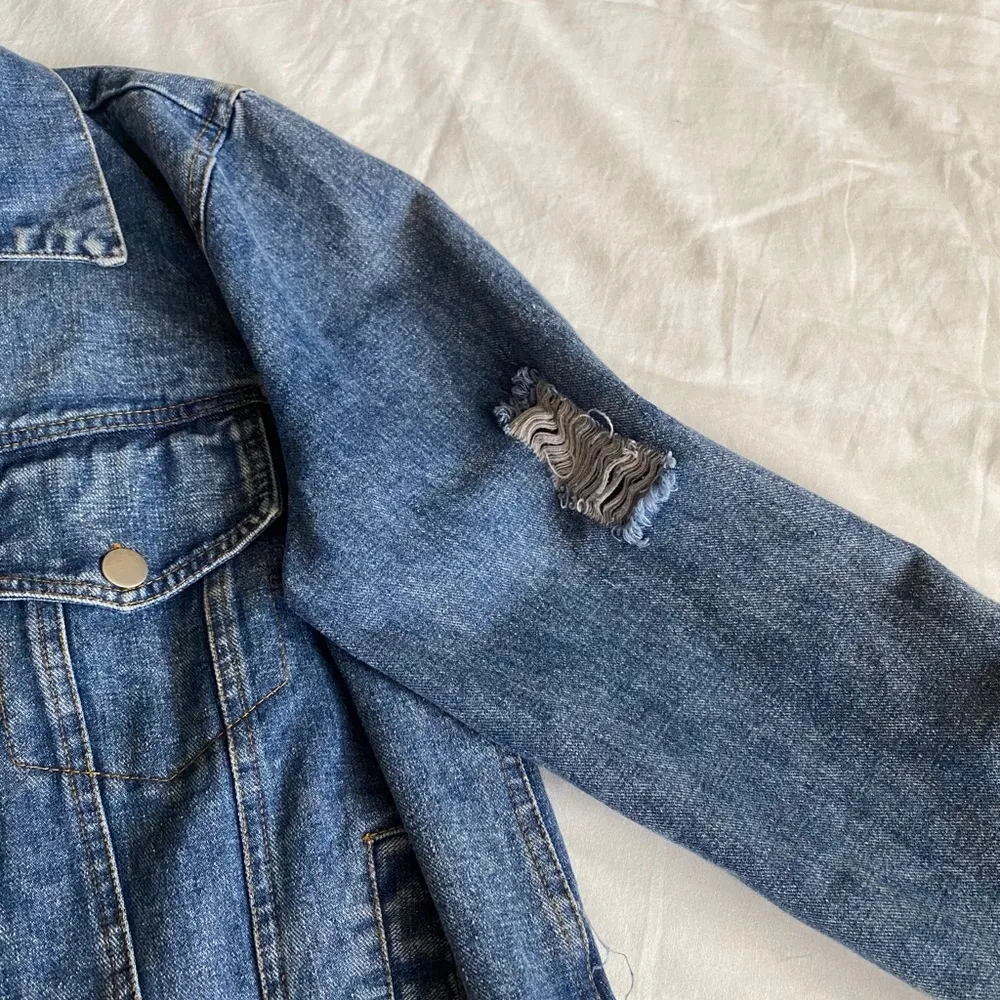 Distressed denim jacket - Image 3