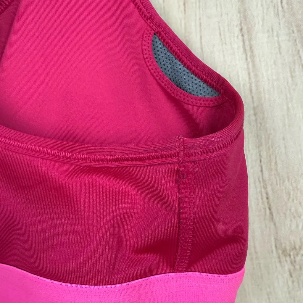 Nike Pro Drifit Women's Pink Sports Bra - Image 7