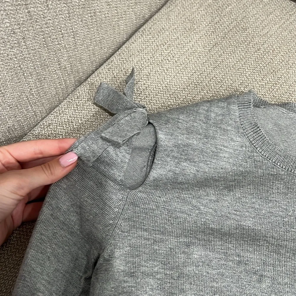 DKNY women’s bow sweater - Image 2