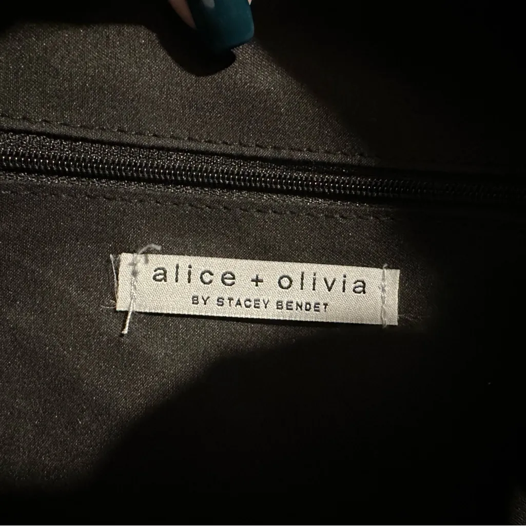 Alice + Olivia Daisy Duffle Bag - Image 4