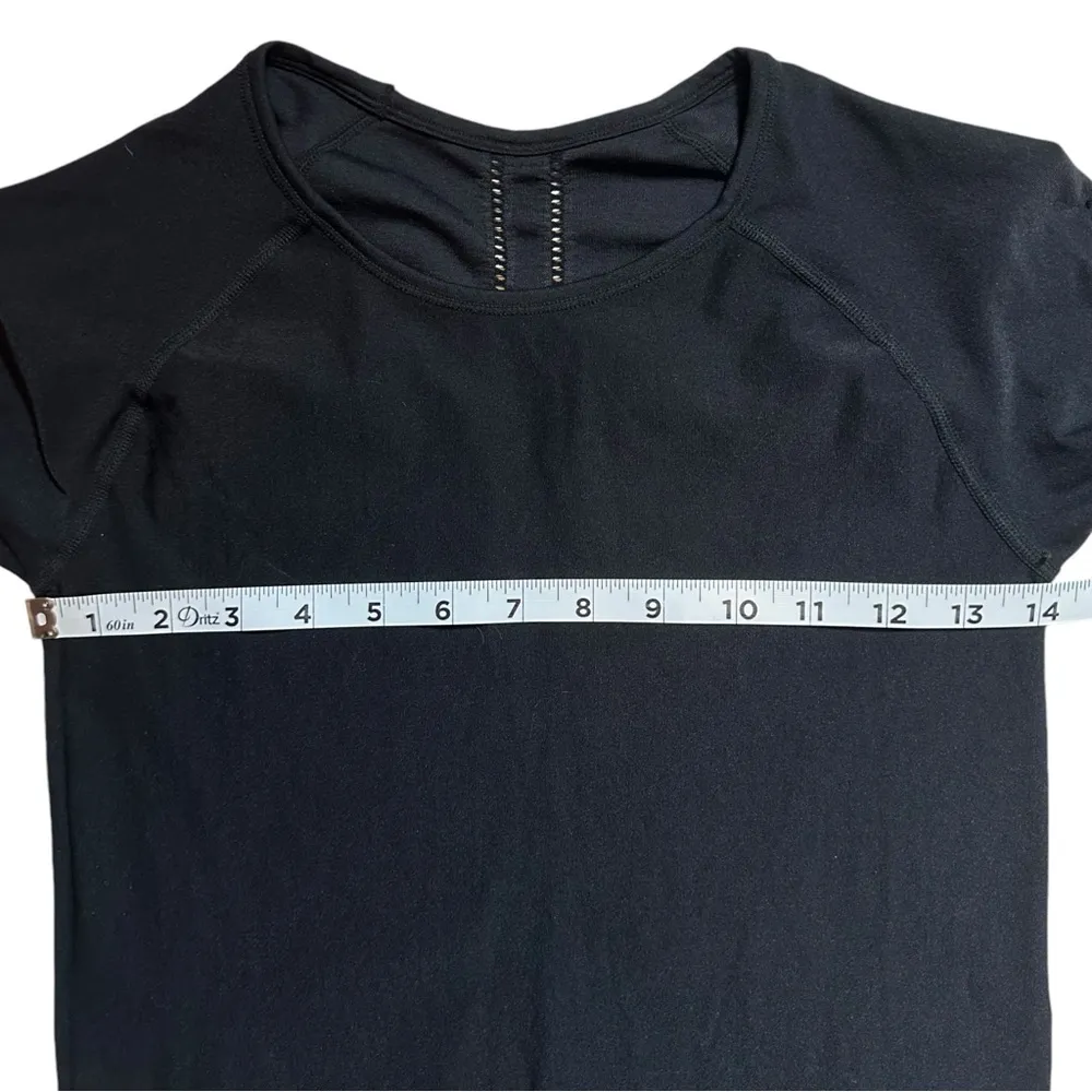 Fabletics Black Athletic Athleisure Workout Long Sleeve Top Short XS - Image 4