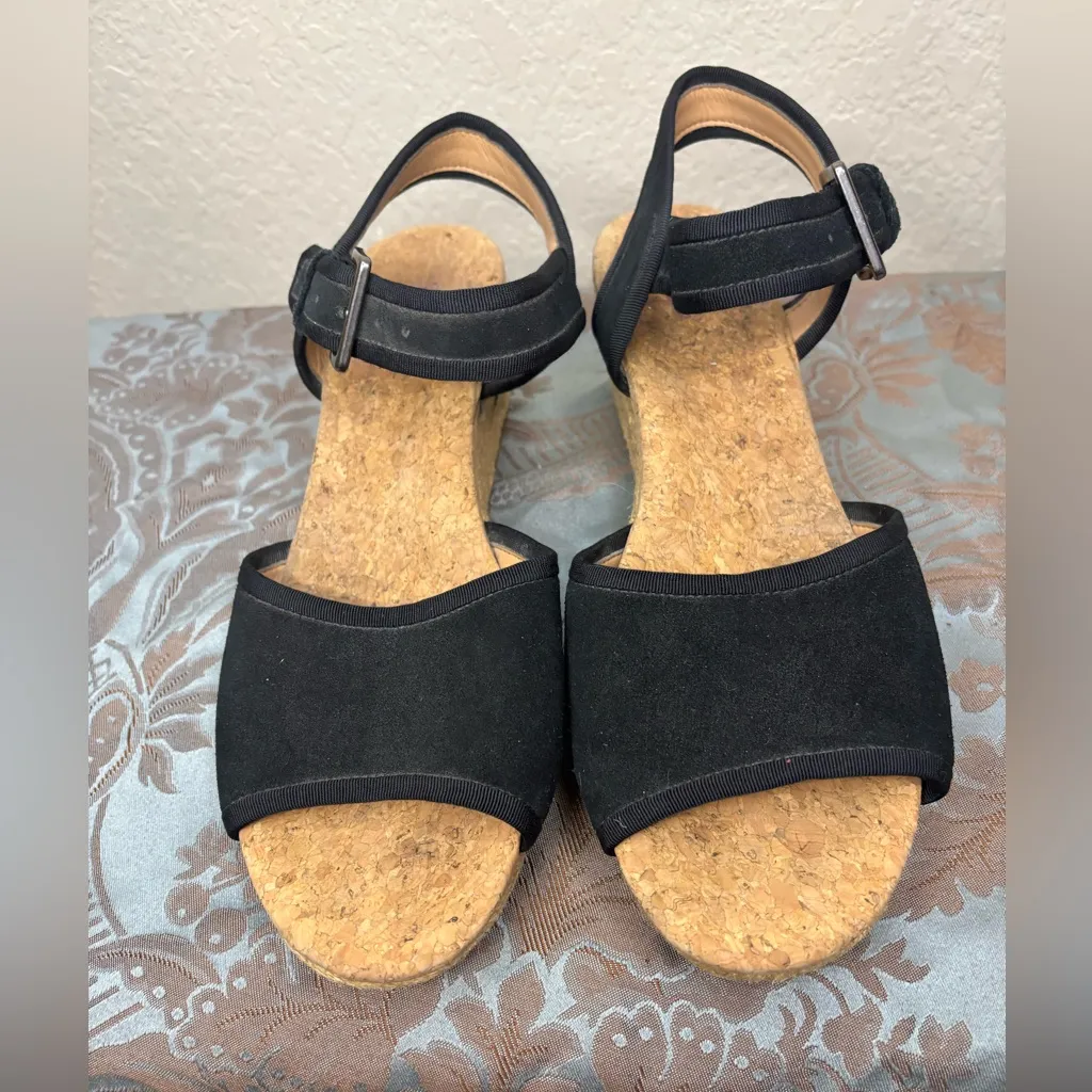 Ugg Maybelle Black Wedge Sandal Size 9.5 - Image 3