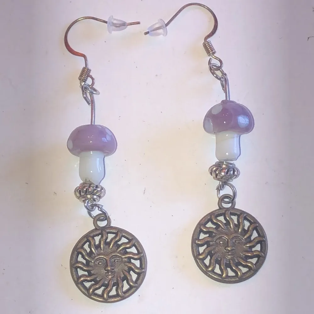 Brass Tone Dangling Ceramic Mushroom & Sun Boho Pierced Earrings Purple - Image 5