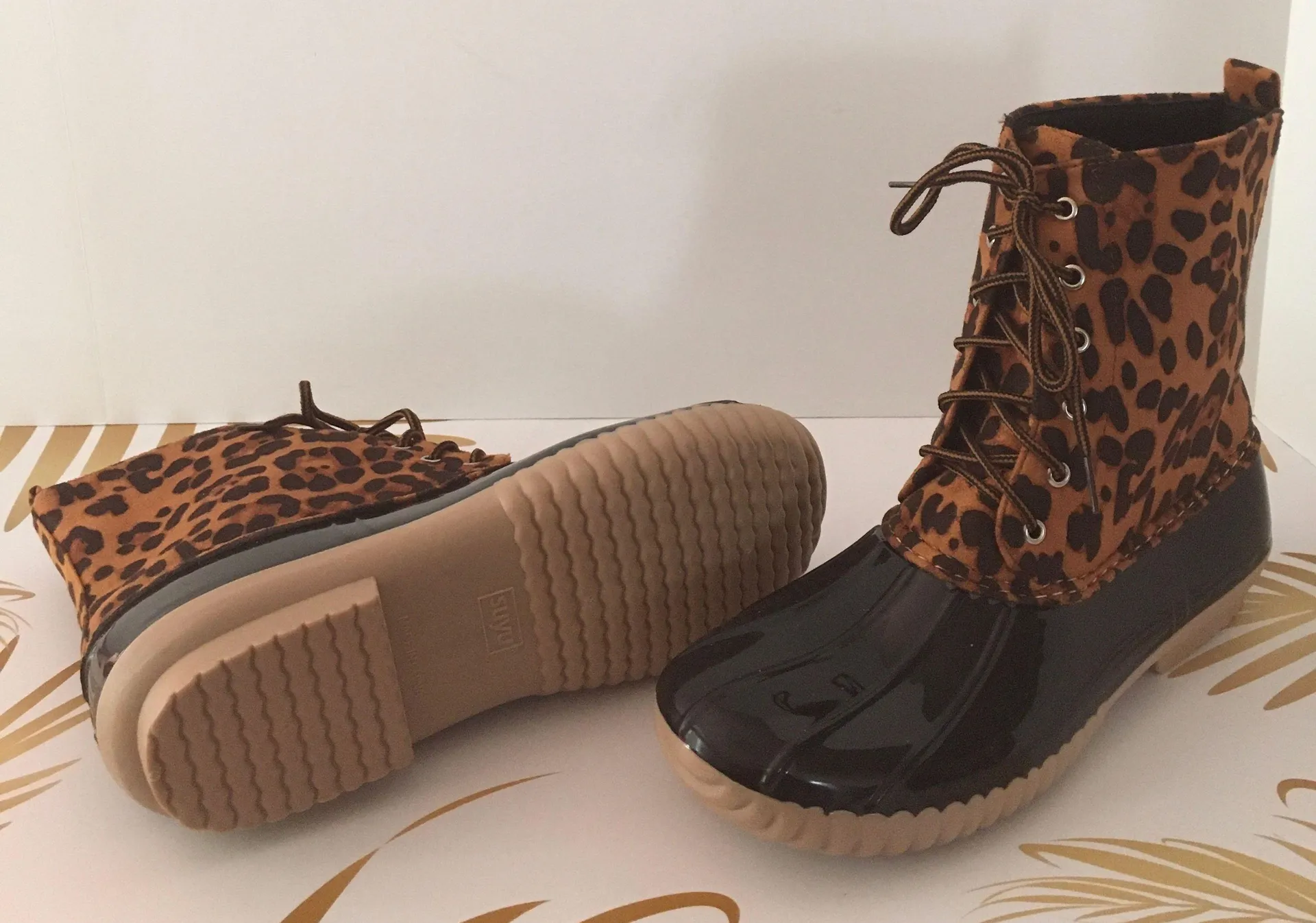 Leopard Print Duck Boots, Size 11 Brown - Image 5