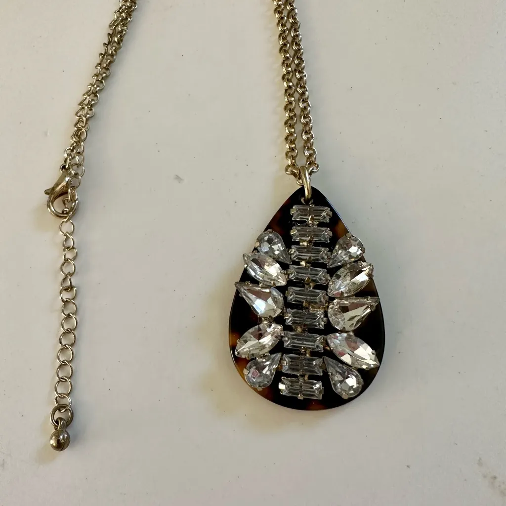 Stunning Gold Necklace with Tortoise Shell and Crystal Pendant! Brand new! Brown - Image 5