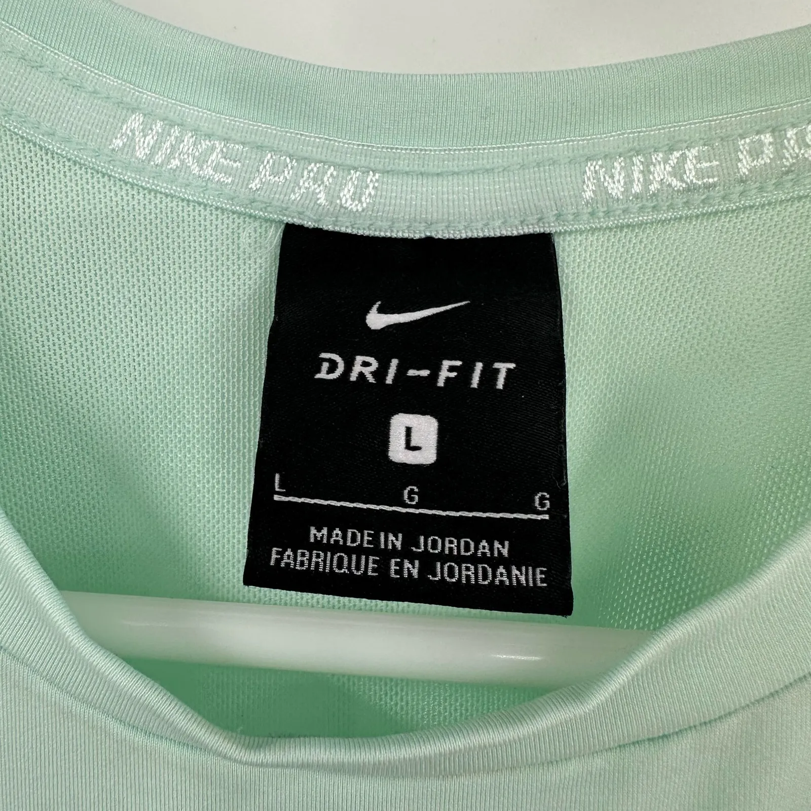 Nike Pro Size Large Tank Mint Green Dri Fit Sleeveless‎ Athleisure Gym Running - Image 4
