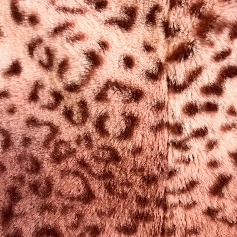 Y2K Faux Fur Electric Pink Shawl Size undefined - Image 2