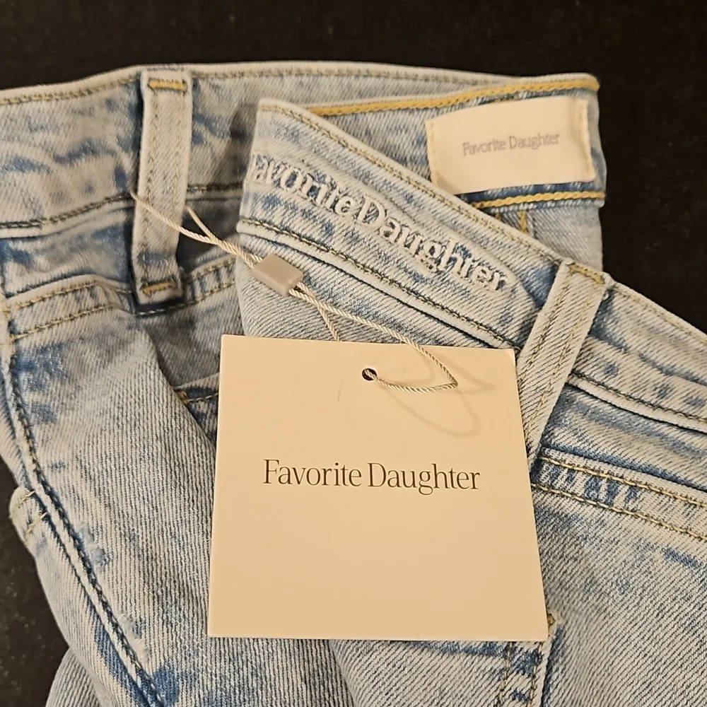 💕FAVORITE DAUGHTER💕 The Tommy Mid Rise Boyfriend Jeans ~ Wildwood Blue 30 NWT - Image 13