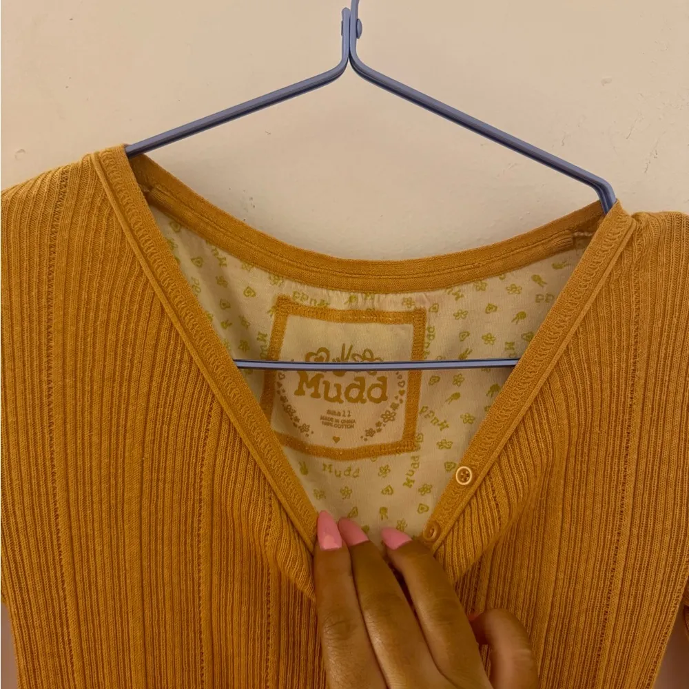 vintage mudd mustard yellow long sleeve size S - Image 3