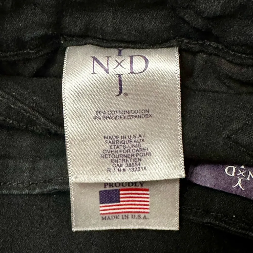 NYDJ Black Straight Leg Jeans Classic Fit Lift Tuck Technology Bling Pockets Fun - Image 7