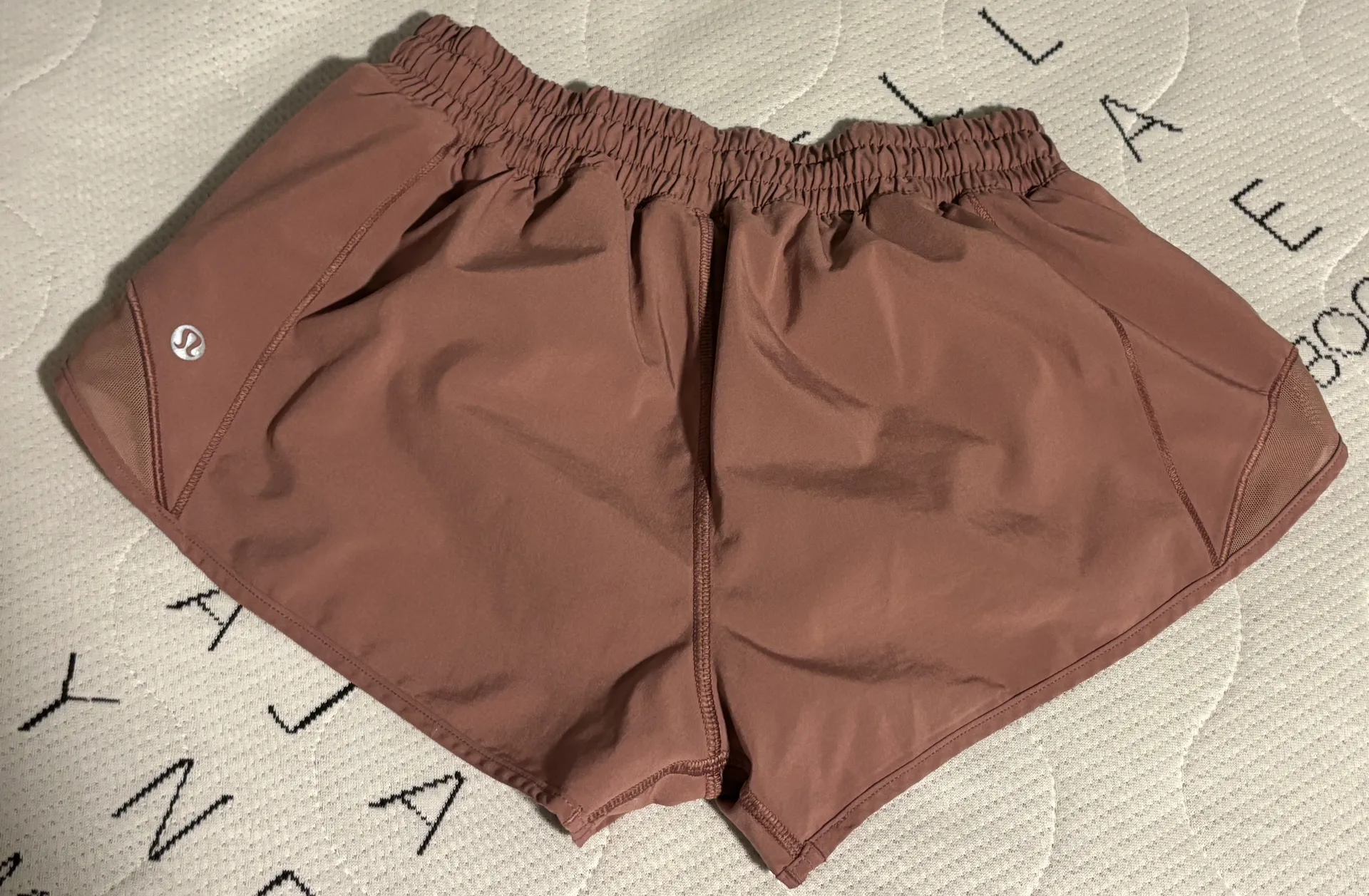 Hotty Hot Short 2.5” - Image 2