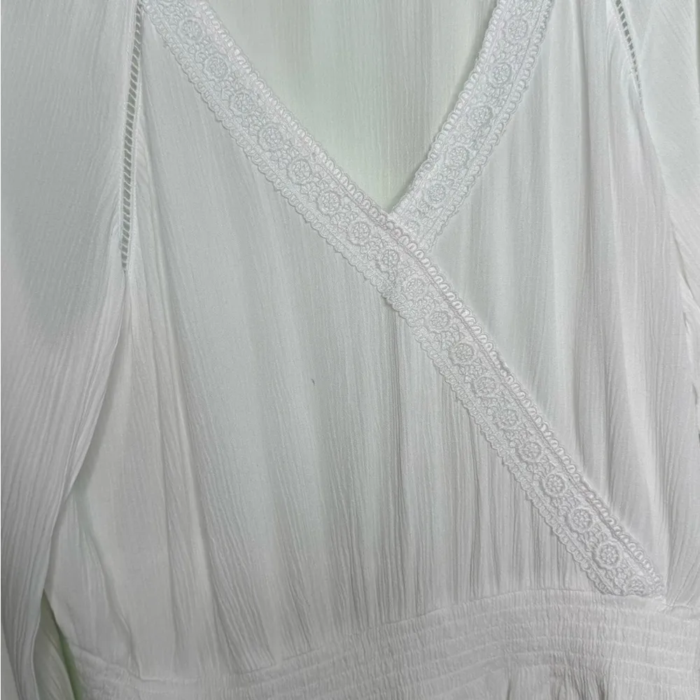 H&M White Divided Embroidered Top Size 12 - Image 9