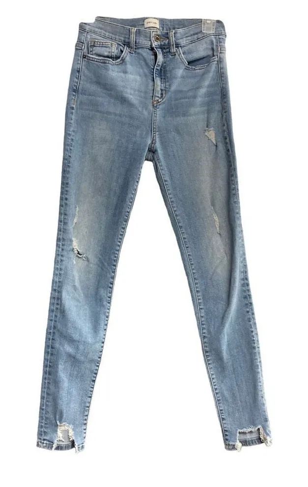 SNEAK PEEK Women’s (Juniors) High Rise Distressed Jeans Size 5 Blue Blue - Image 1