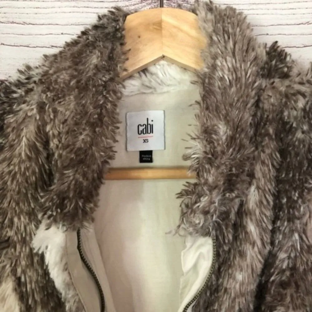 Cabi Aspen Faux Fur Brown & White Full Zip Vest 3179 XS - Image 62