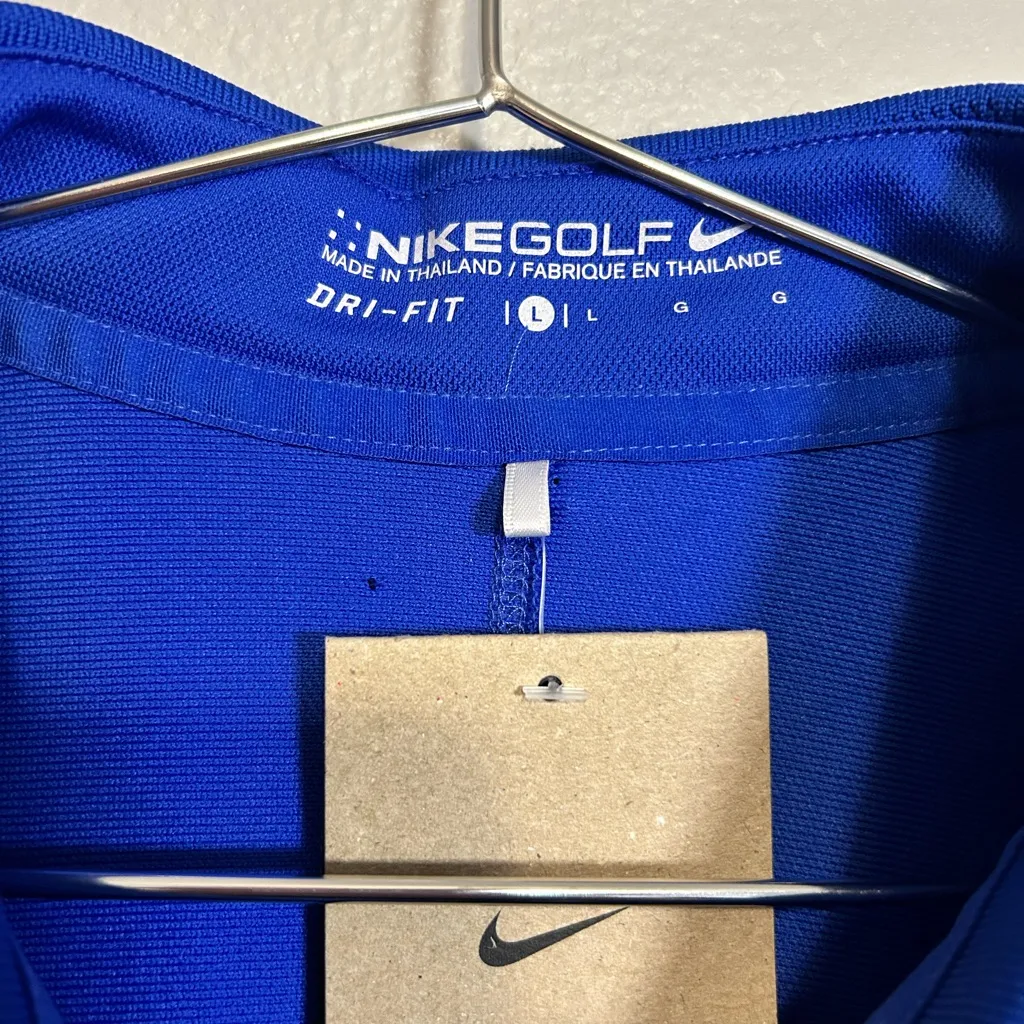 Nike Golf Women's Royal Blue Sleeveless Button Down Shirt - Image 4