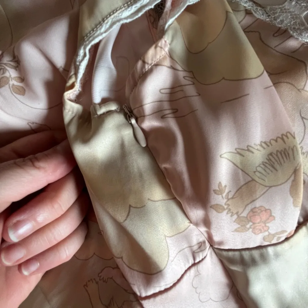 NWOT! OU- KIMCHI Blue Trudy Lace Trimmed Floral Midi Dress - Image 10