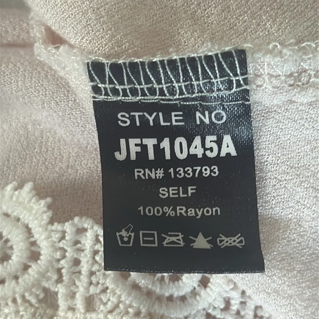 POL Cream Sleeveless Ruffled Tunic Embroidered Lace Blouse Large - Image 5