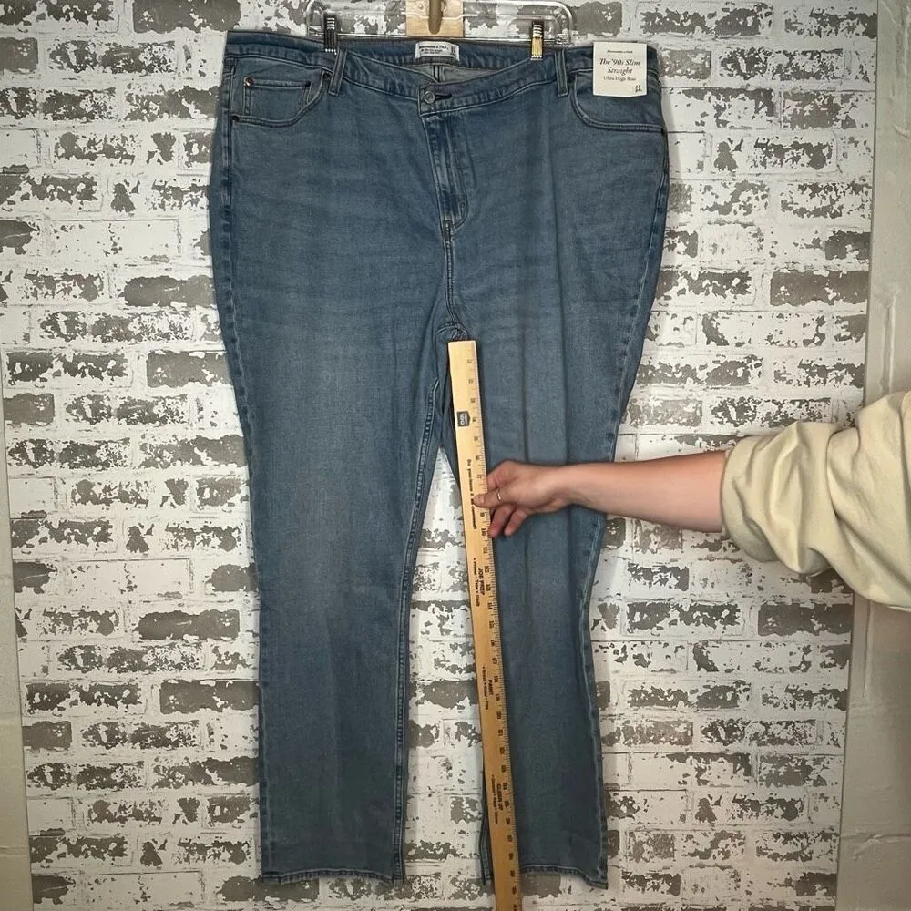 Abercrombie & fitch | women nwt denim jeans 90’s slim straight  highrise - Image 6