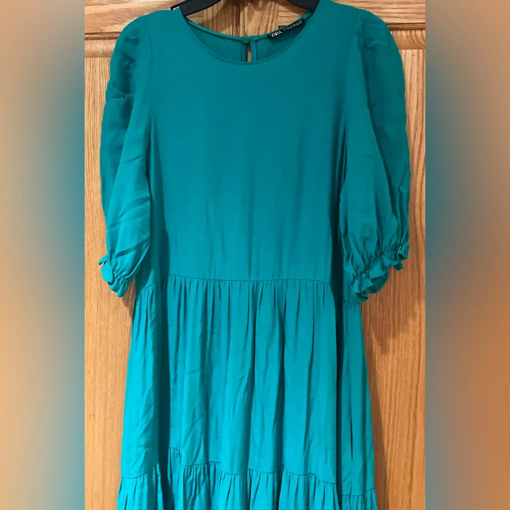 ZARA Round Neck Short Sleeve Side Pockets Tiered Maxi‎ Dress Kelly Green Size XS - Image 2