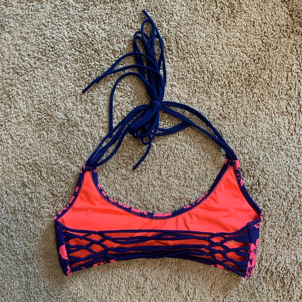 Women’s XS Bikini Top - Image 3
