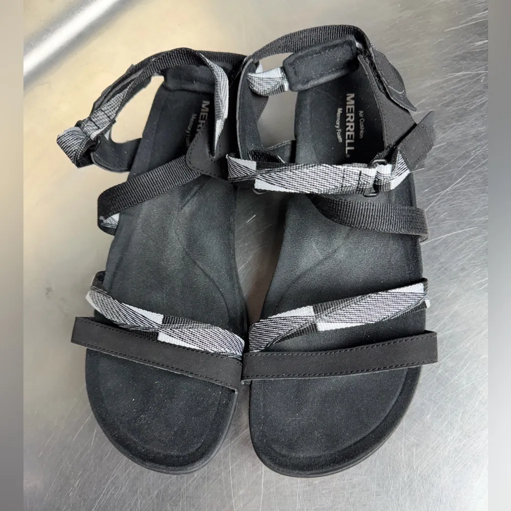 Merrell Women's district mendi back strap sandals size 10 - Image 2