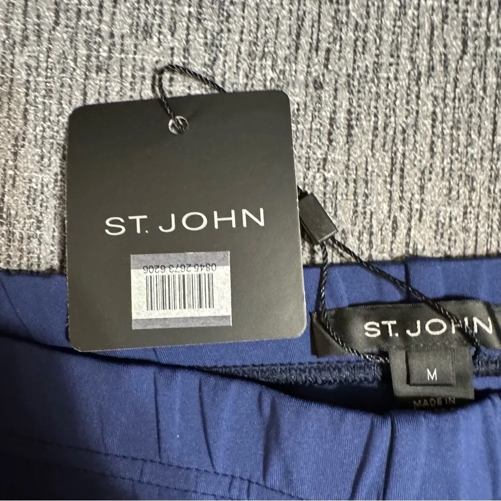 St John Women’s Sport Scuba Leggings - Image 6