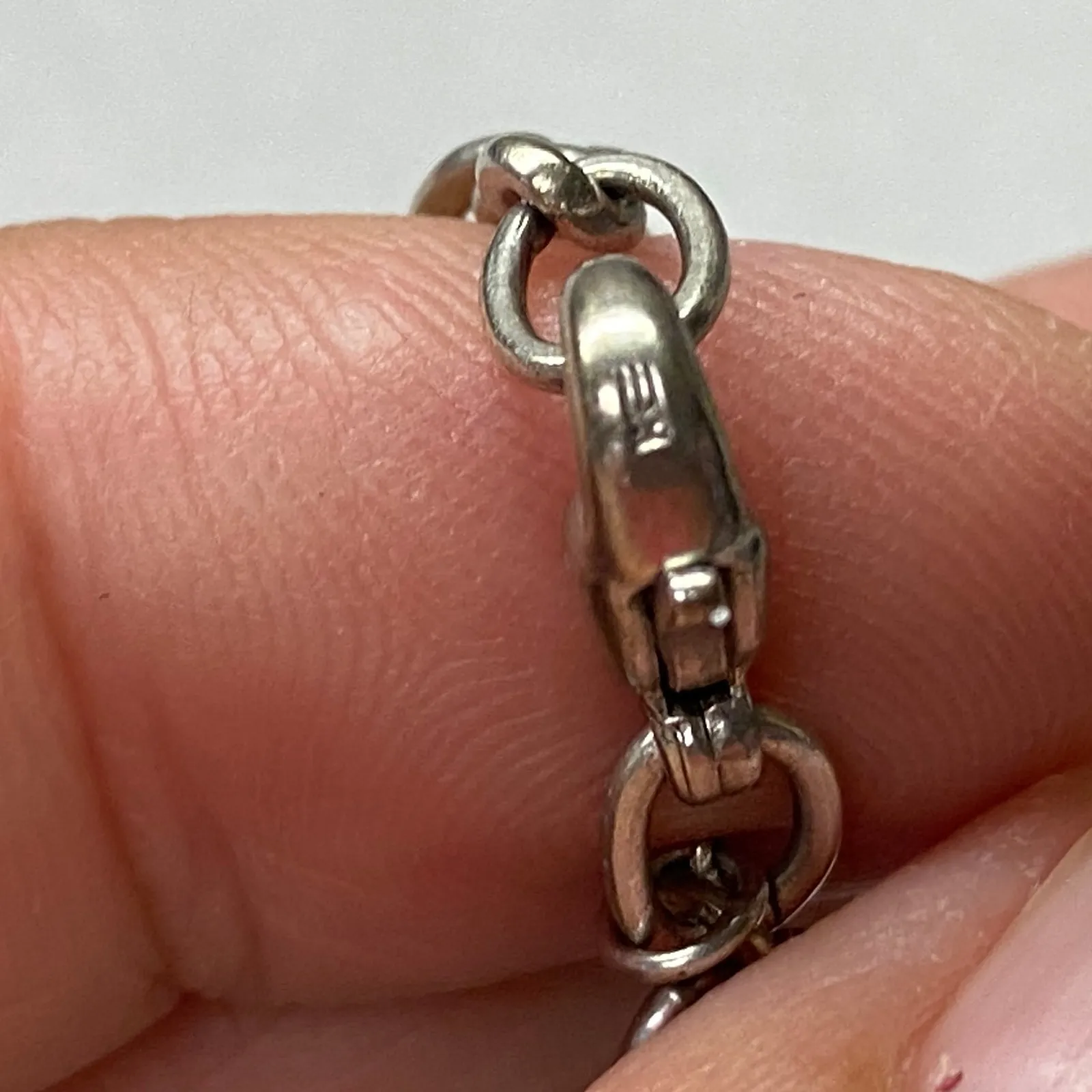 JAMES AVERY 925 Sterling Silver Figaro Chain Bracelet w/ Extension Lobster Clasp - Image 4