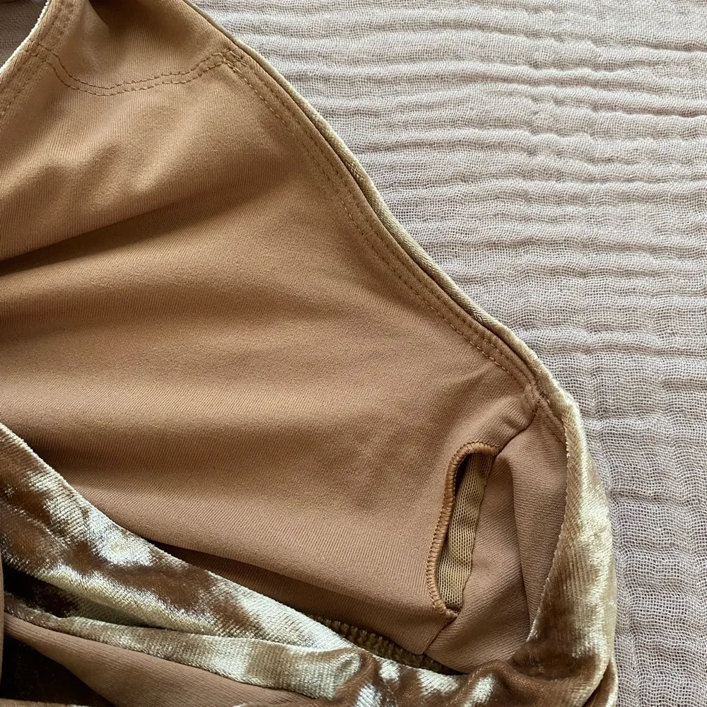 Fabletics sports bra - Image 7