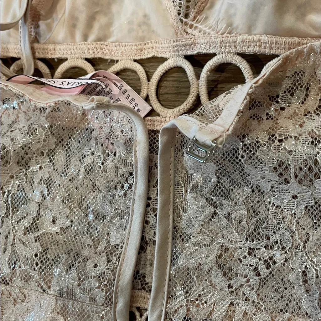 Victoria Secret's Dream Angels Blush Pink Shimmer Lace Slip Dress Size Small - Image 10